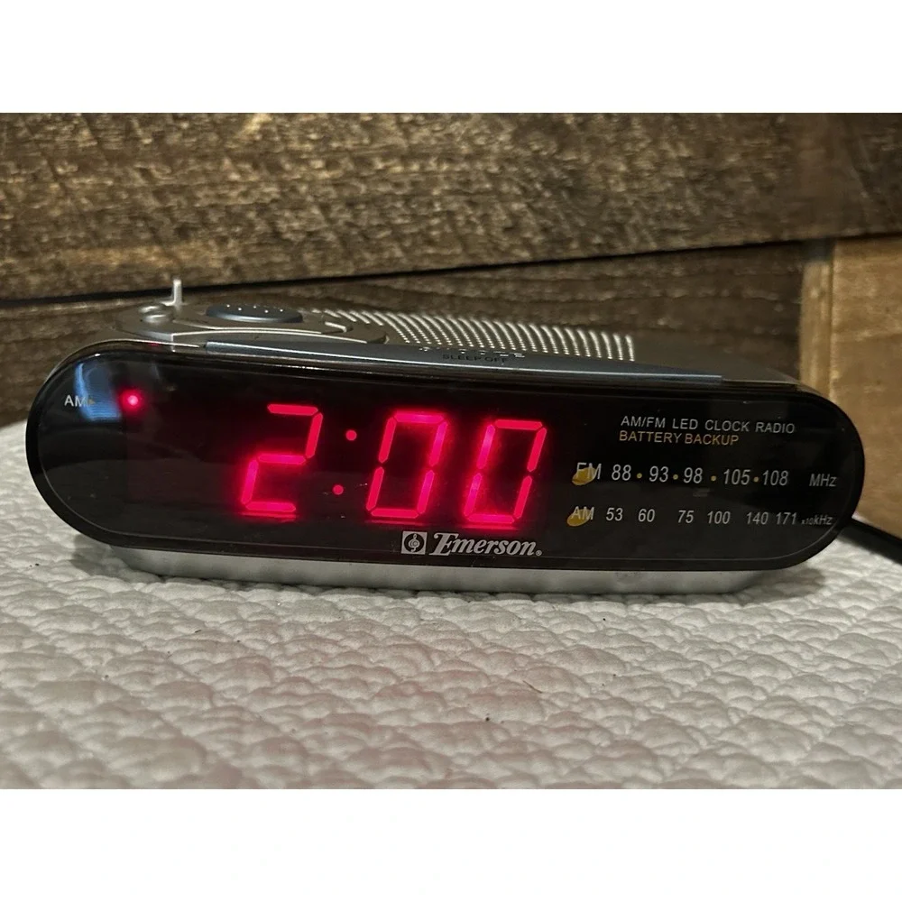 Emerson AM/FM Digital LED Alarm Clock Radio CK5029-LARGE NUMBERS Tested